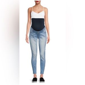 Time and Tru Skinny Maternity Jeans New with tags Size Med (8-10)